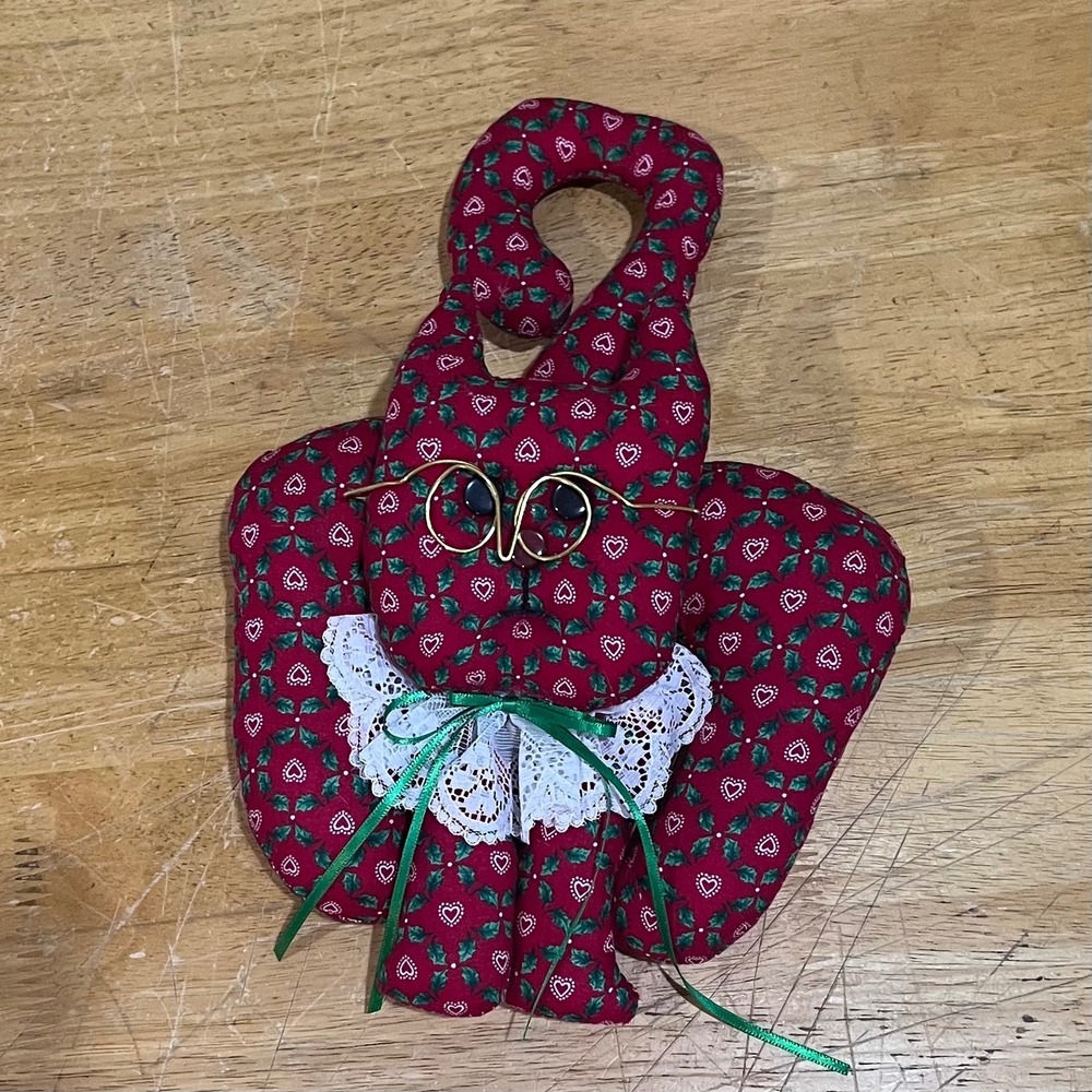 Vtg Handmade Fabric Cat Door Hanger Holly Heart Print Lace Collar Folk Art Red